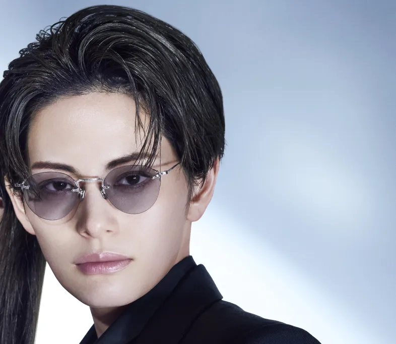 Model worn by Jun Asami